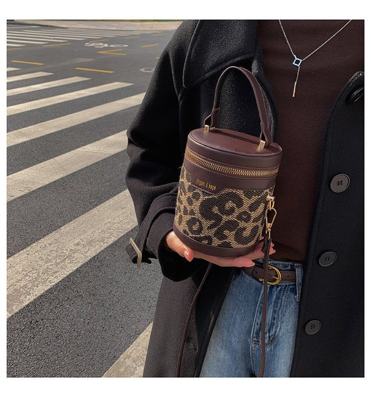 Howkly New Portable Bucket Bag