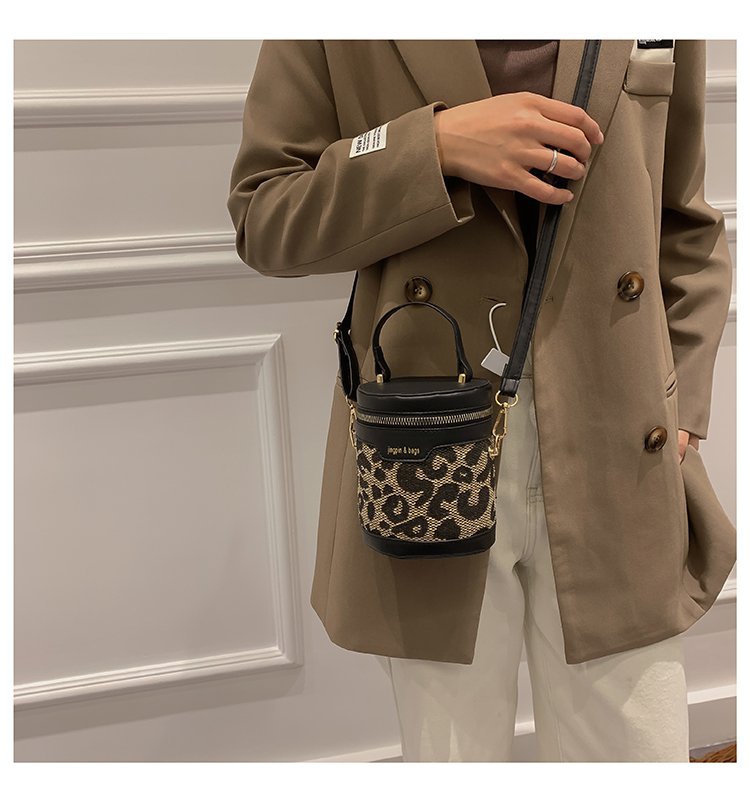 Howkly New Portable Bucket Bag