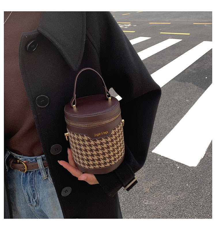 Howkly New Portable Bucket Bag