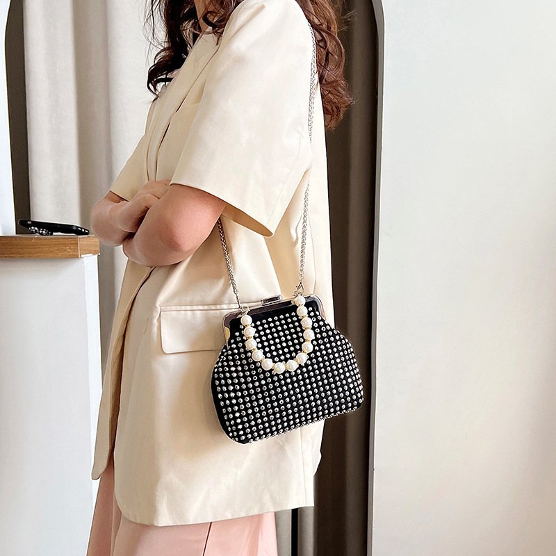 New European and American Retro Pu Rhinestone Temperament Dinner Bag Clipped Button Pearl Tote Shoulder Bag Fashion Women's Bag