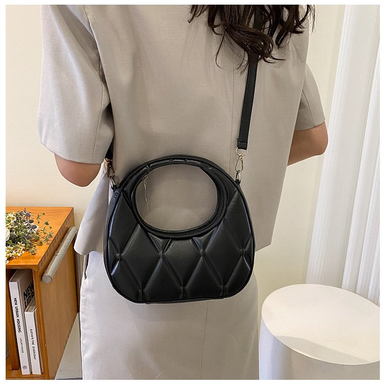 New Trendy Sling bag Hand-Carrying